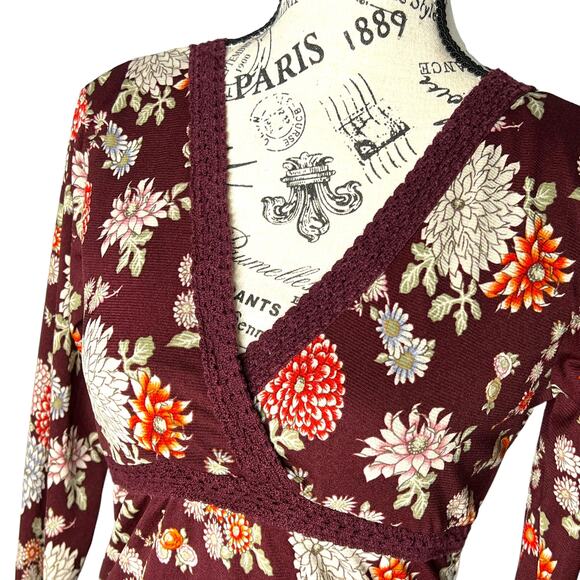 Old Navy MEDIUM Maroon Floral Empire Waist V-Neck Bust Detail Blouse Top - Picture 7 of 16